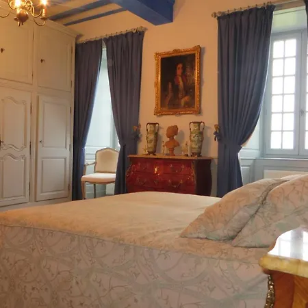 Alojamento de Acomodação e Pequeno-almoço Chateau De La Semondiere