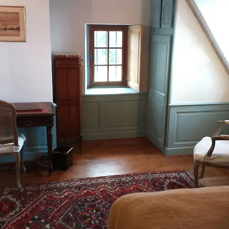 Chateau De La Semondiere Bed & Breakfast Brécey